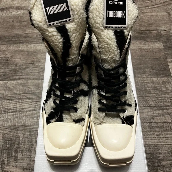 Rick Owens x Converse Black and White High-Top Sneakers - Picture 2 of 10